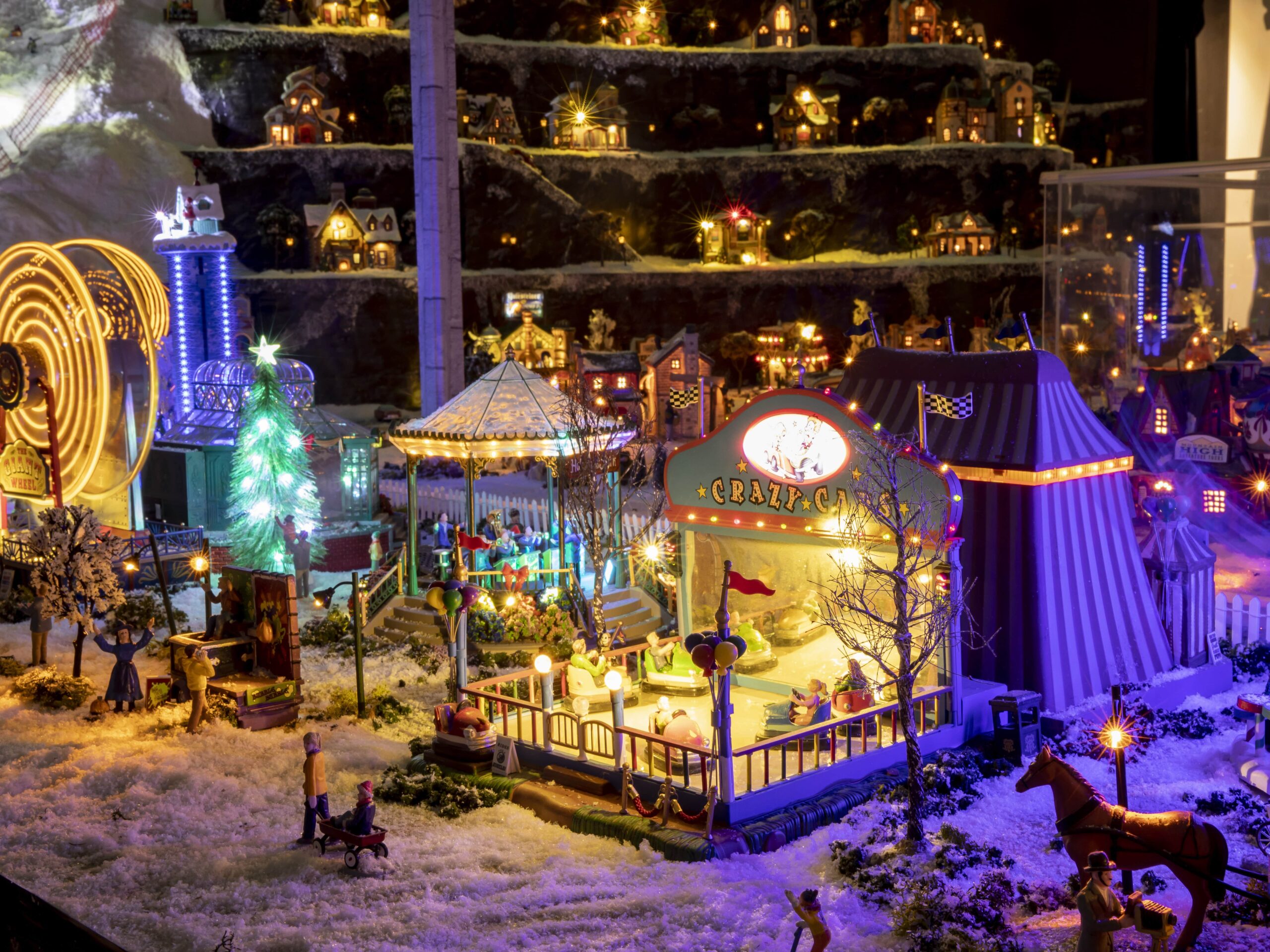 Magical Winterland Crazy Cars.jpg min scaled