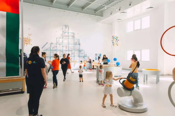 Air Gallery - school trips Dubai