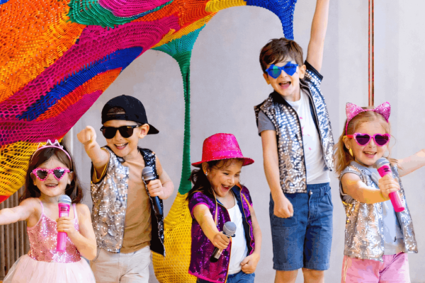 OliOli Birthdays - Popstars Party