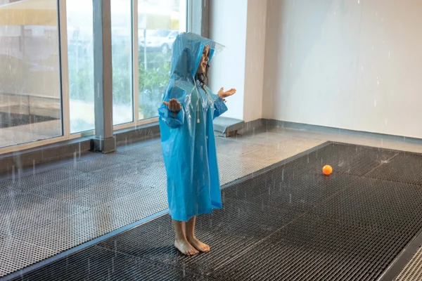OliOli Water Gallery - Indoor Rain