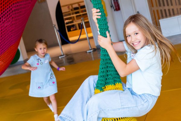 OliOli Childrens Museum Dubai - Toshi's Nets Fun